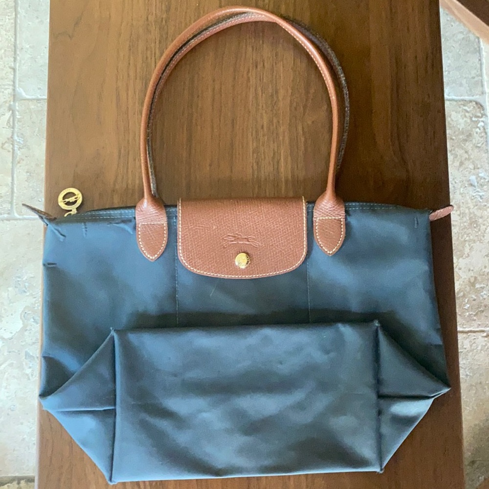 Preowned Longchamp le pliage bag